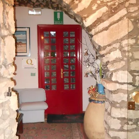 Negro Otel